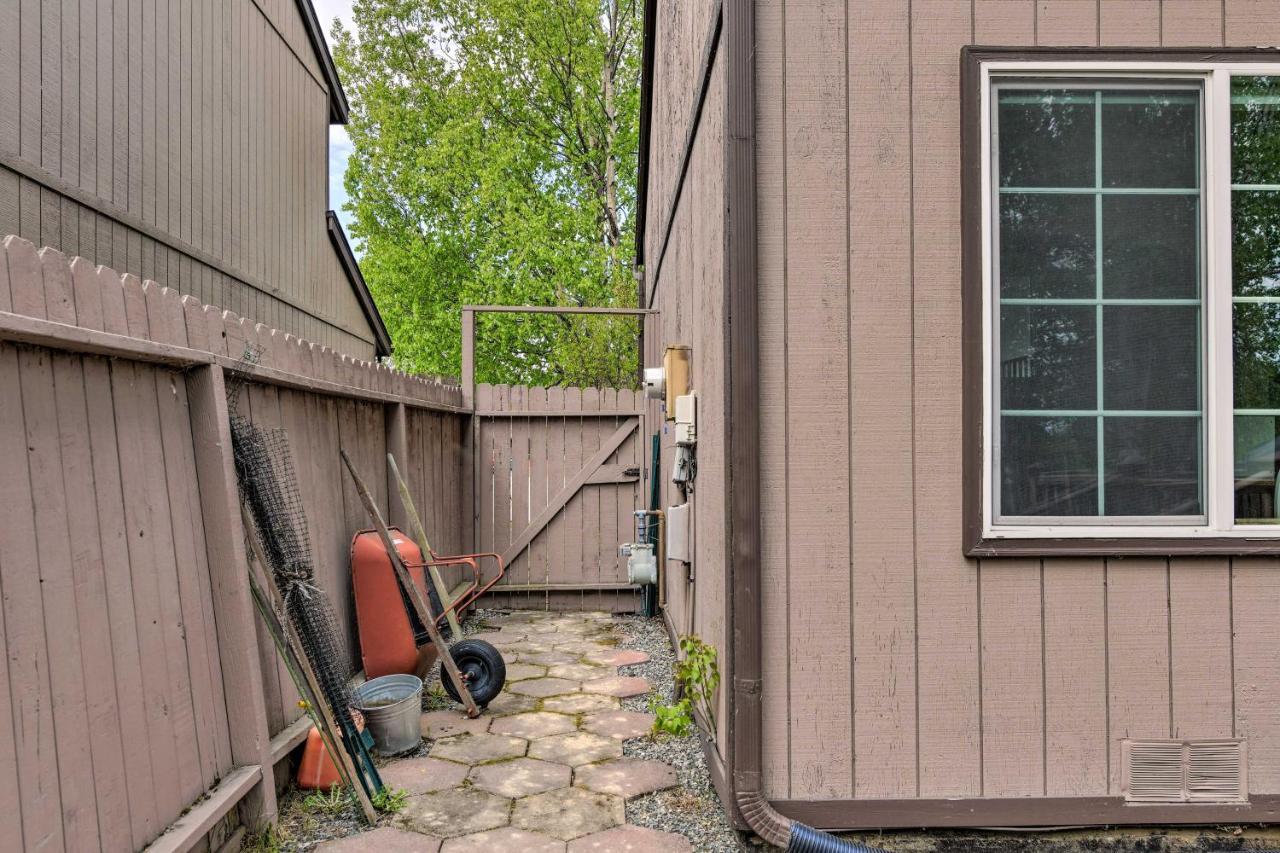 Pet Friendly Anchorage Retreat With Deck And Yard Villa Exterior photo